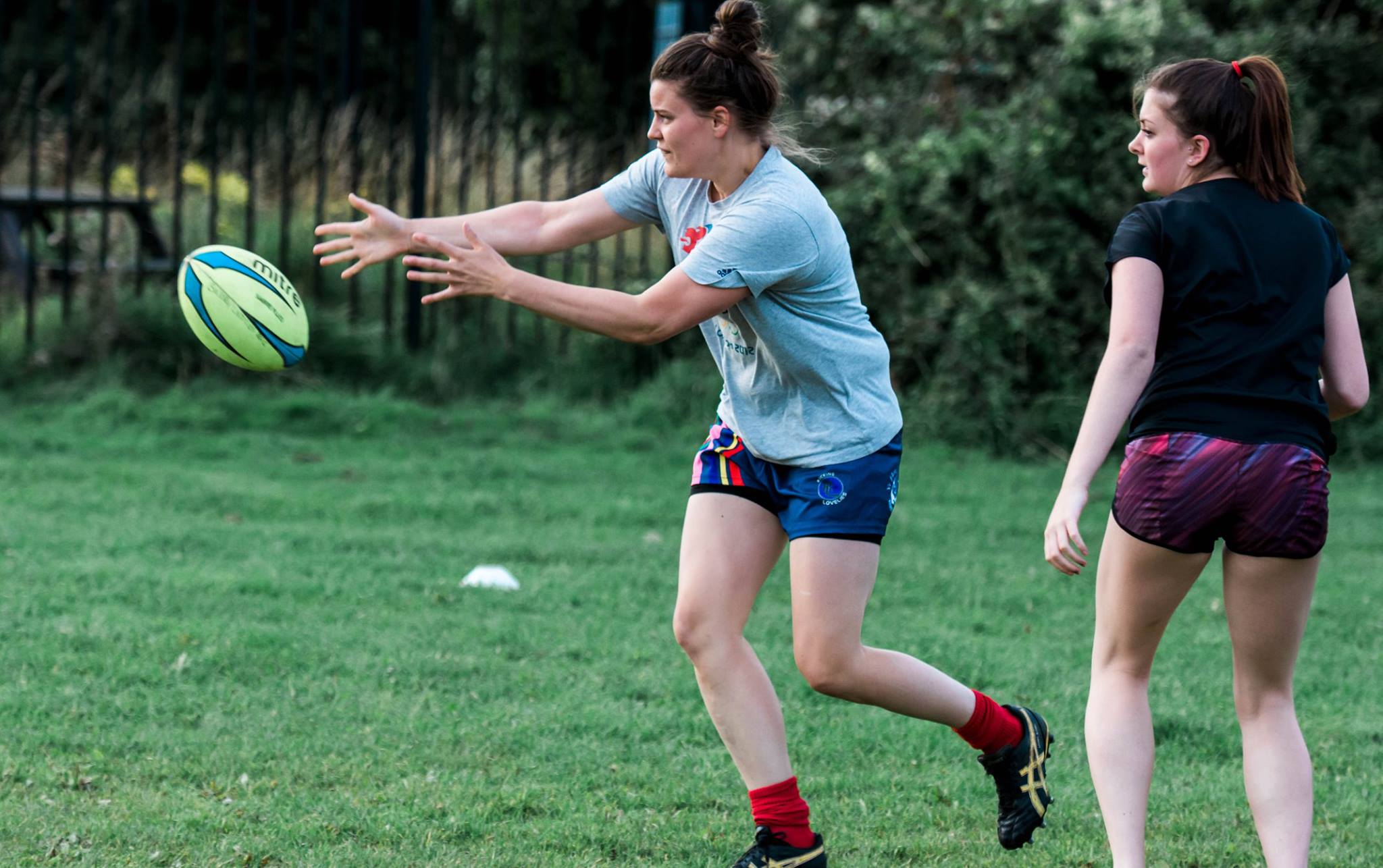 kevin moore photographer captures team members of the barry ladies rfc